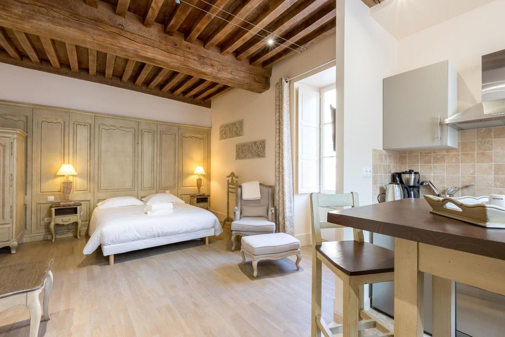 Le Cara Seheiah 1D Bed & Breakfast Beaune  Eksteriør bilde