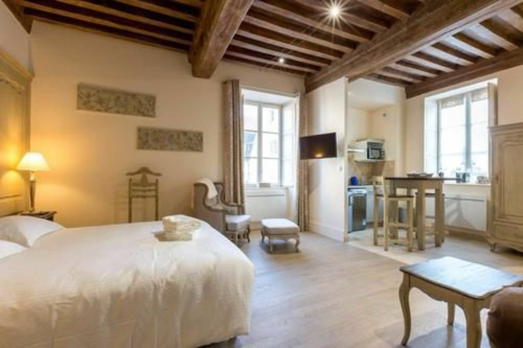 Le Cara Seheiah 1D Bed & Breakfast Beaune  Eksteriør bilde